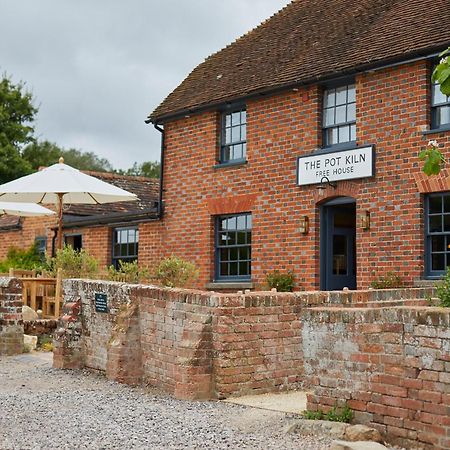 The Pot Kiln Hotel Newbury  Bagian luar foto