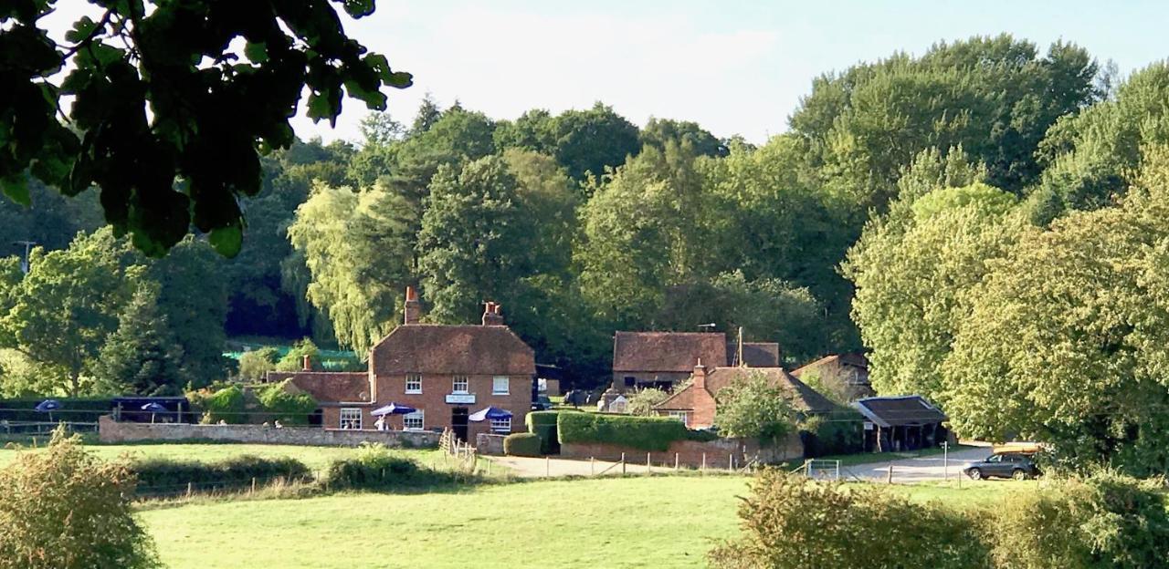 The Pot Kiln Hotel Newbury  Bagian luar foto